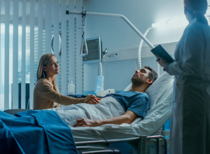 KRIO JE OD PORODICE DA MU NIJE DOBRO, A ONDA SE SRUŠIO - NIJE MOGAO DA SE POMERI I GOVORI: Dijagnoza je bila smrtonosna, a ove simptome raka mozga je ignorisao